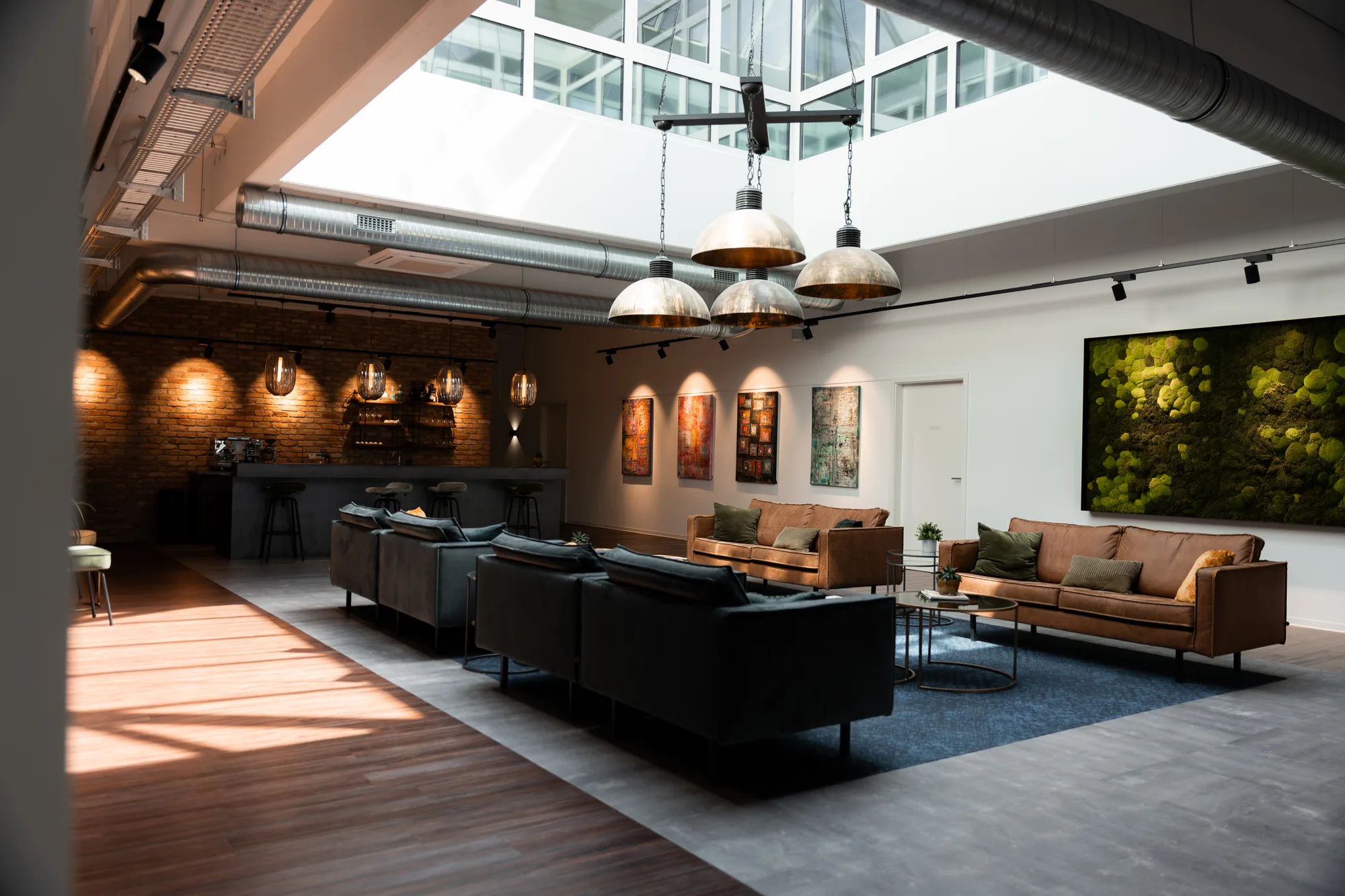 Lounge im Therapiezentrum